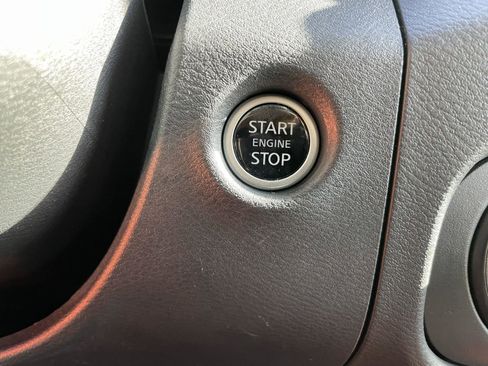 Used 2023 Nissan Frontier PRO-4X w/ Pro-4X Premium Package image 21