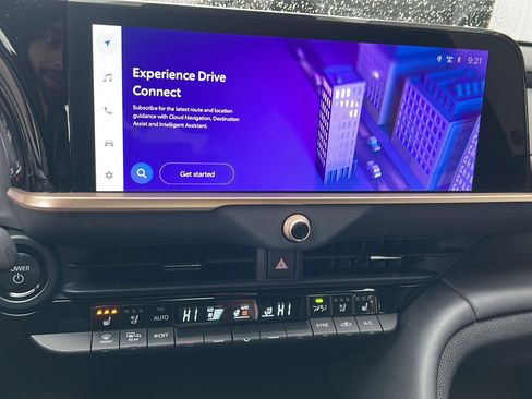 Certified 2024 Toyota Crown Limited image 15