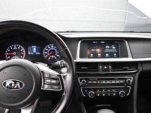 Used 2019 Kia Optima S image 16