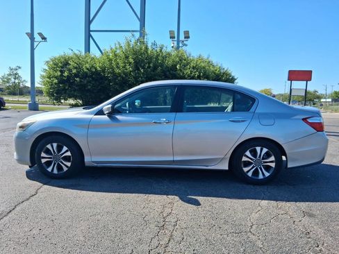 Used 2013 Honda Accord LX image 4
