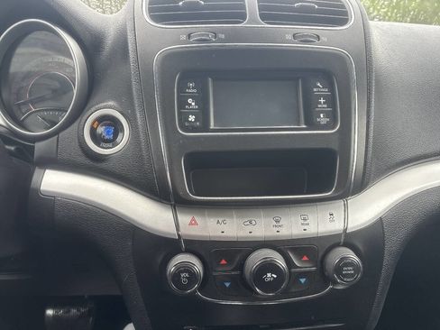 Used 2012 Dodge Journey SXT w/ Popular Equipment Group AWD/4WD image 30