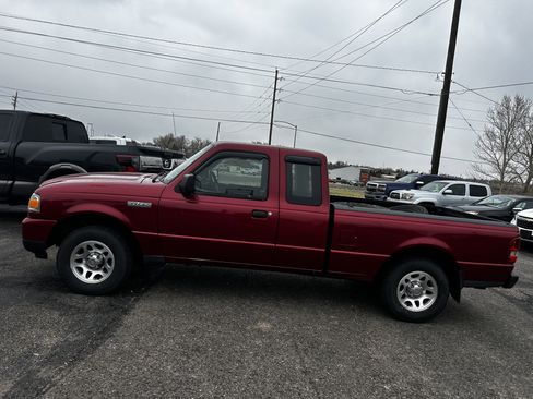 Used 2010 Ford Ranger XLT image 2
