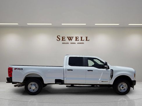 Used 2024 Ford F350 XL w/ XL Driver Assist Package AWD/4WD image 5