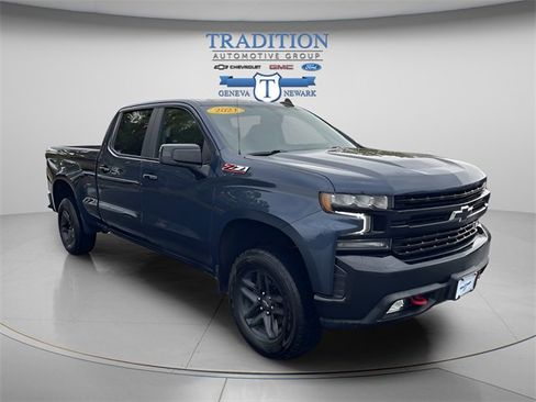 Used 2021 Chevrolet Silverado 1500 LT Trail Boss w/ Bed Protection Package image 7