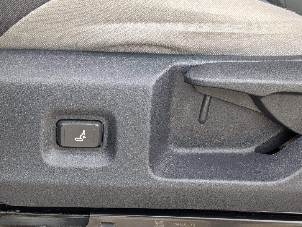 Used 2025 Toyota Tacoma TRD Off-Road AWD/4WD image 25