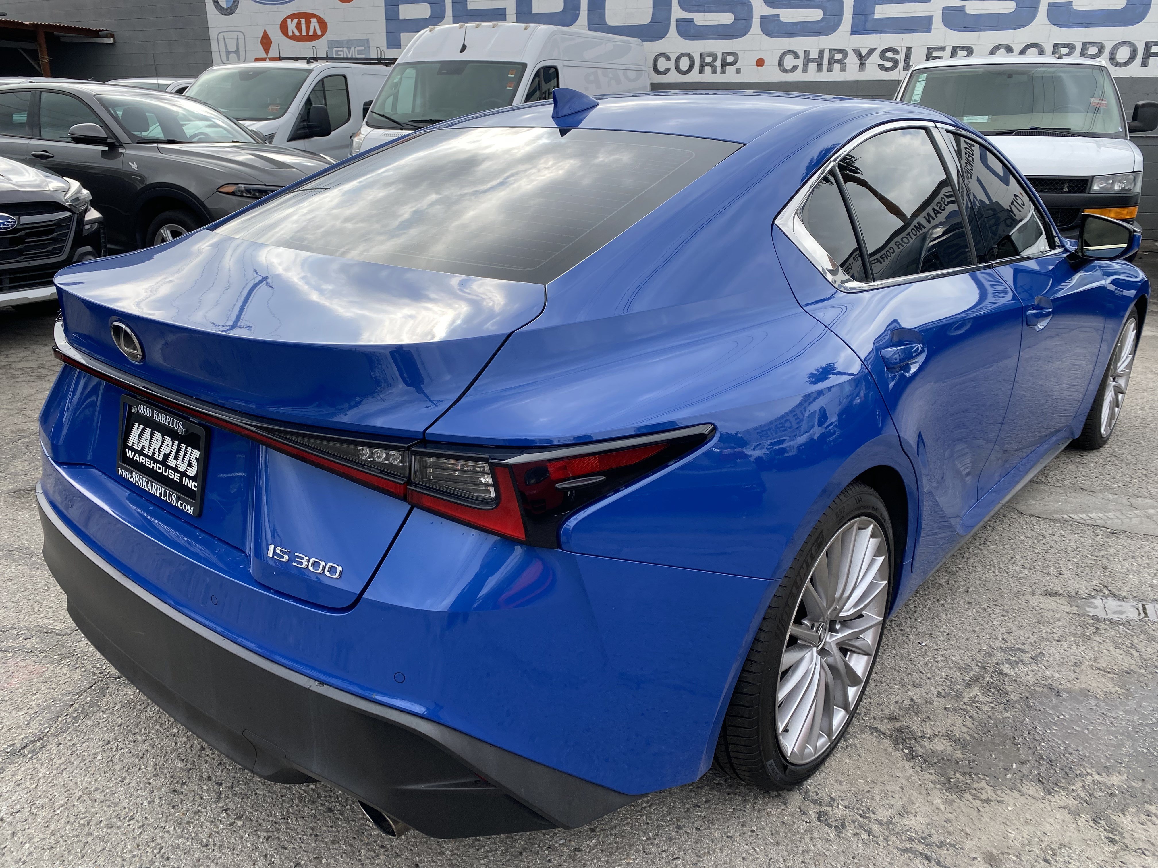 Used 2023 Lexus IS 300 w/ Premium Package RWD image 11