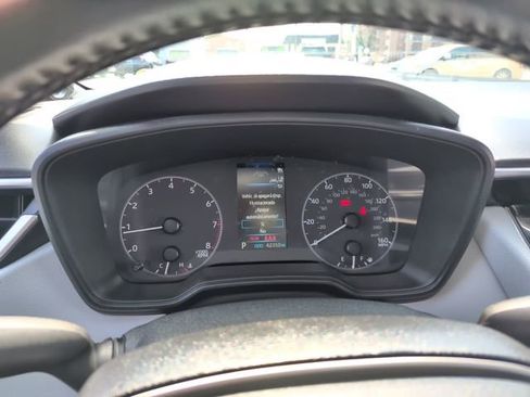 Used 2023 Toyota Corolla SE w/ SE Premium Package FWD image 23