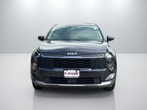 Used 2026 Kia Sportage LX FWD image 2