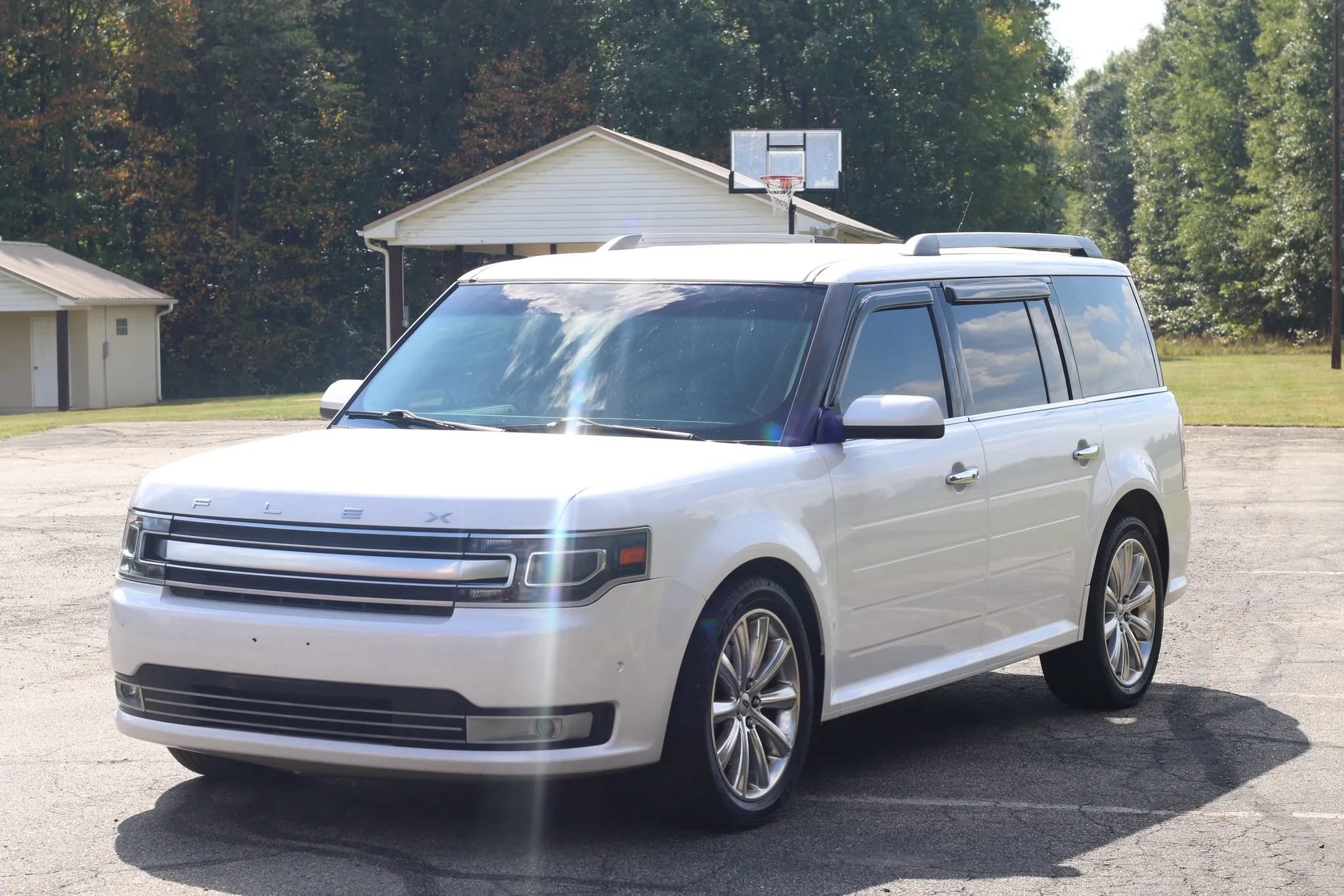 Used 2019 Ford Flex Limited w/ Equipment Group 303A AWD/4WD image 2