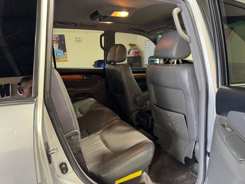 Used 2007 Lexus GX 470 image 17