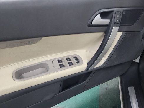 Used 2013 Volvo C70 T5 image 38