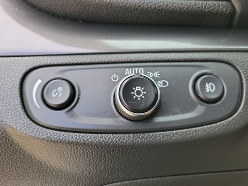 Used 2019 Buick Encore Essence w/ Safety Package II FWD image 30