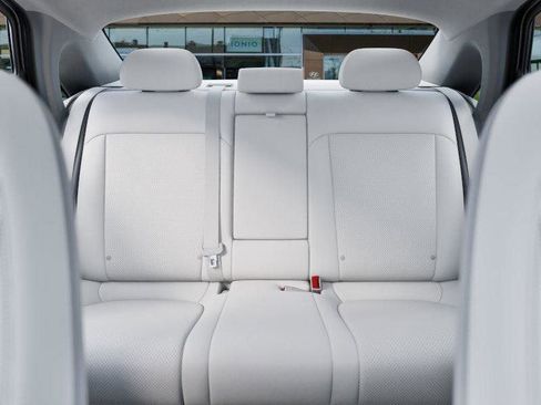 New 2025 Hyundai Ioniq 6 SEL image 12