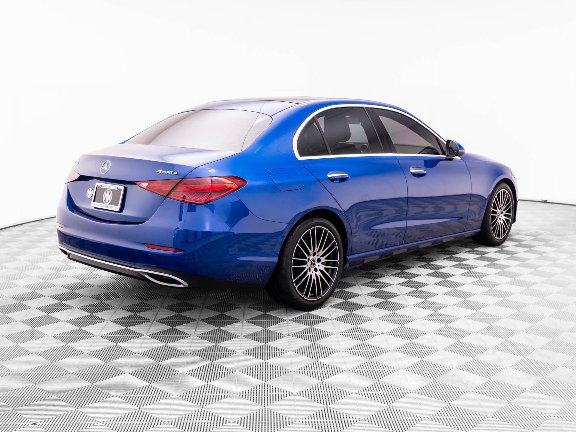 Used 2023 Mercedes-Benz C 300 4MATIC Sedan image 5