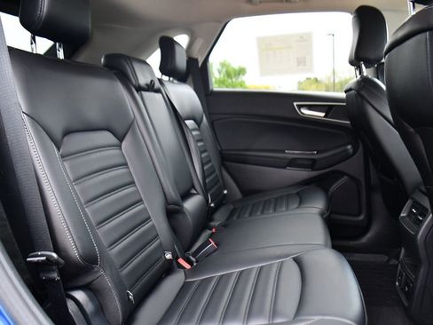 Used 2020 Ford Edge SEL w/ Convenience Package AWD/4WD image 17