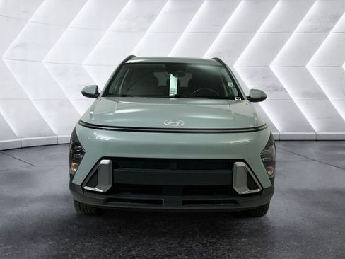 Used 2024 Hyundai Kona SEL AWD/4WD image 2