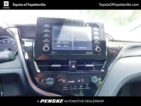 Used 2023 Toyota Camry SE FWD image 9