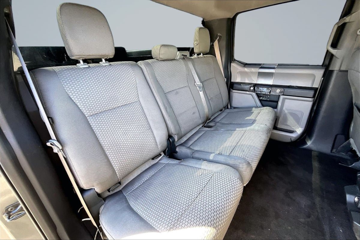 Used 2016 Ford F150 XLT w/ Equipment Group 301A Mid RWD image 26