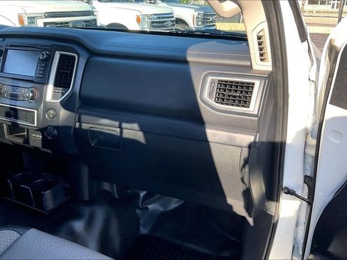 Used 2019 Nissan Titan S w/ S Utility Package AWD/4WD image 15