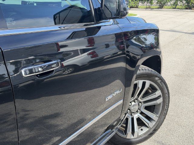 Used 2020 GMC Yukon XL Denali w/ Denali Ultimate Package RWD image 9