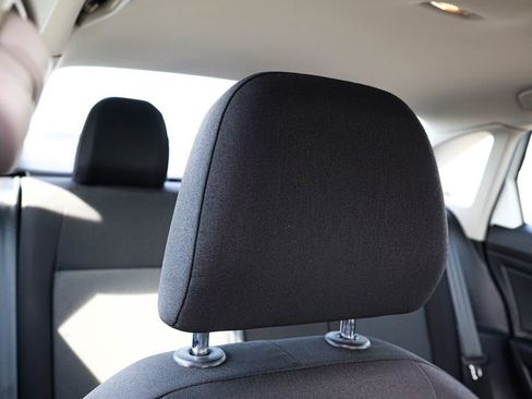 Used 2021 Volkswagen Jetta S image 34