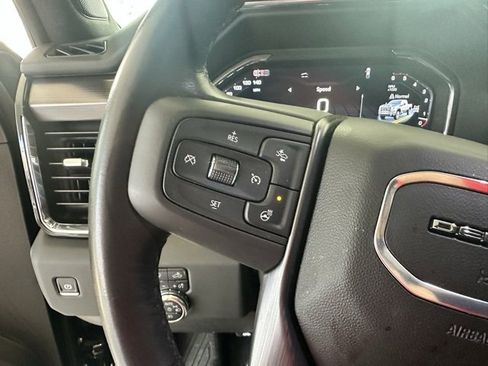 Used 2025 GMC Sierra 2500 Denali Ultimate image 17