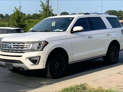 Used 2019 Ford Expedition Limited w/ Equipment Group 302A AWD/4WD image 5