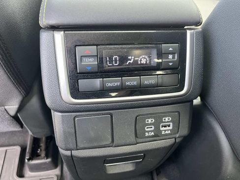 Used 2024 Subaru Ascent Onyx Edition AWD/4WD image 18