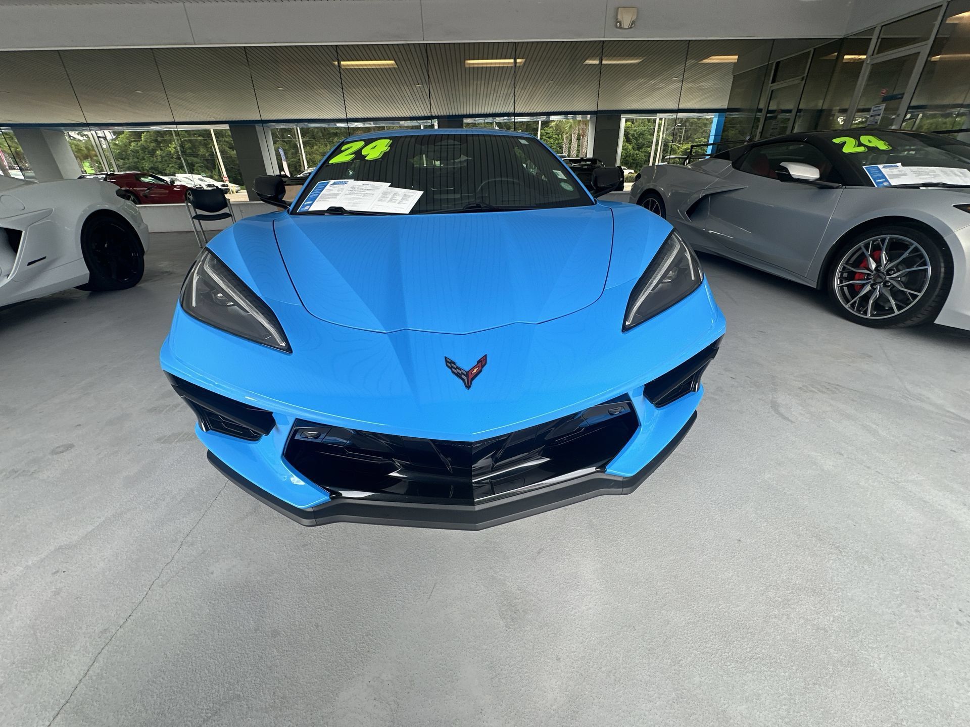 Used 2024 Chevrolet Corvette Stingray Preferred Cpe w/ Z51 Performance Package RWD image 3