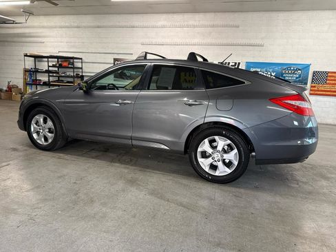 Used 2010 Honda Crosstour EX-L image 2