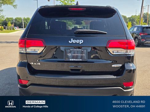 Used 2020 Jeep Grand Cherokee Laredo w/ Quick Order Package 2BN North AWD/4WD image 18