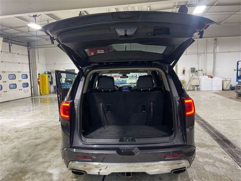 Used 2017 GMC Acadia Denali w/ Technology Package image 24