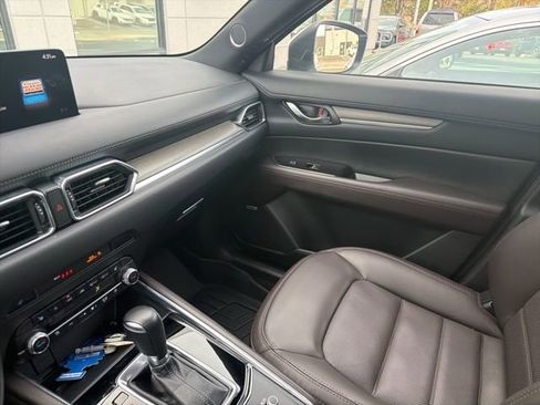 Used 2022 MAZDA CX-5 Signature image 15