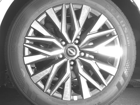 Used 2025 Nissan Altima 2.5 SV image 14