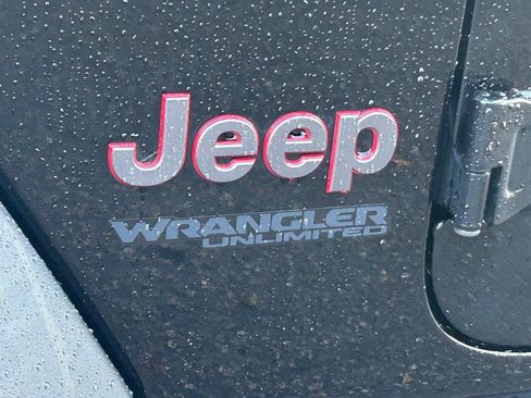 Used 2020 Jeep Wrangler Unlimited Rubicon AWD/4WD image 19