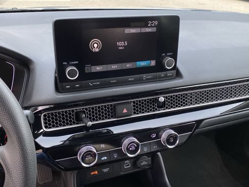 Used 2023 Honda Civic LX image 33