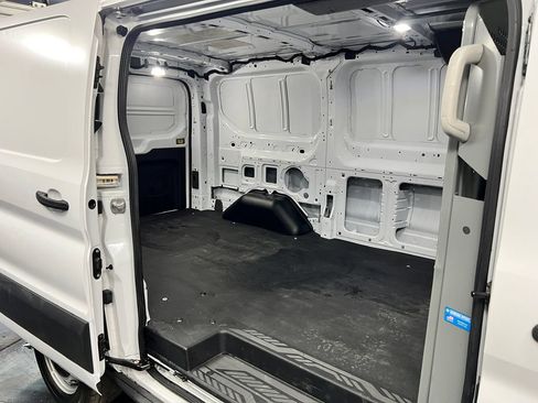 Used 2024 Ford Transit 250 Low Roof RWD image 20