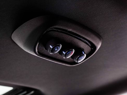 Used 2025 Dodge Durango GT AWD/4WD image 27