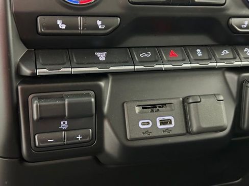 Used 2023 GMC Sierra 3500 SLT w/ Gooseneck/5TH Wheel Package AWD/4WD image 35