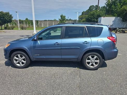 Used 2011 Toyota RAV4 Limited w/ Limited Extra Value Pkg AWD/4WD image 8
