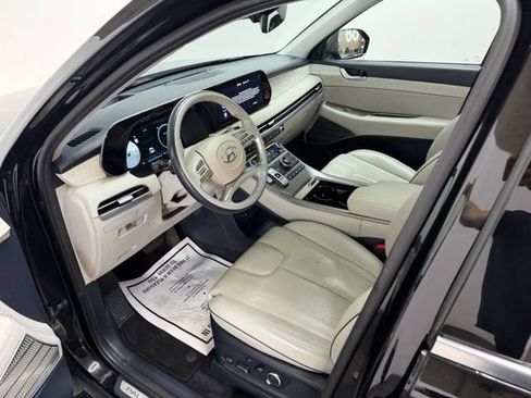 Used 2023 Hyundai Palisade Calligraphy w/ Cargo Package FWD image 17