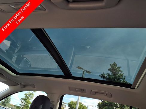 Used 2022 Volkswagen Tiguan SE FWD image 20