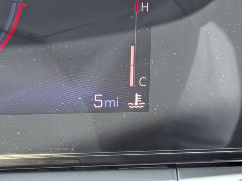 Used 2026 Chevrolet Trax LT w/ Driver Confidence Package image 21