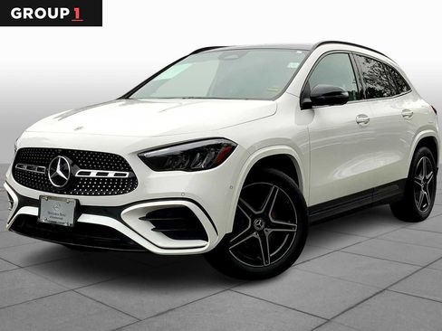 New 2026 Mercedes-Benz GLA 250 4MATIC image 1