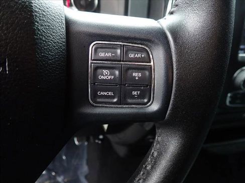 Used 2019 RAM 1500 Big Horn AWD/4WD image 14