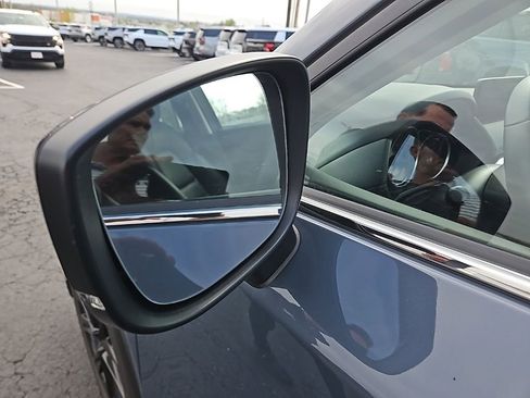 Used 2025 MAZDA CX-5 Carbon Edition image 11