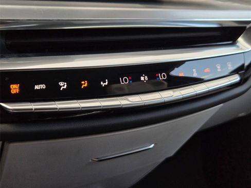 Used 2024 Cadillac Lyriq Luxury AWD/4WD image 21