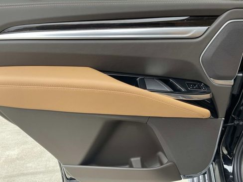 New 2026 Cadillac Escalade Luxury w/ Touring Package image 18