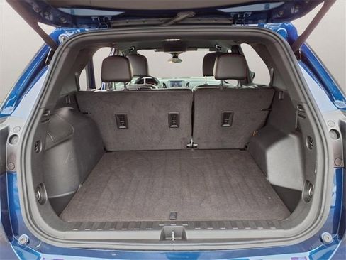Certified 2023 Chevrolet Equinox RS w/ LPO, Floor Liner Package image 19