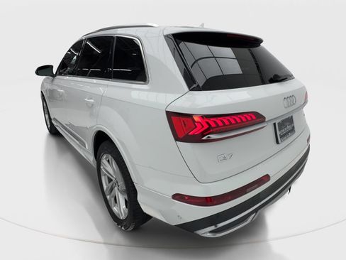 Used 2023 Audi Q7 2.0T Premium w/ Convenience Package AWD/4WD image 10
